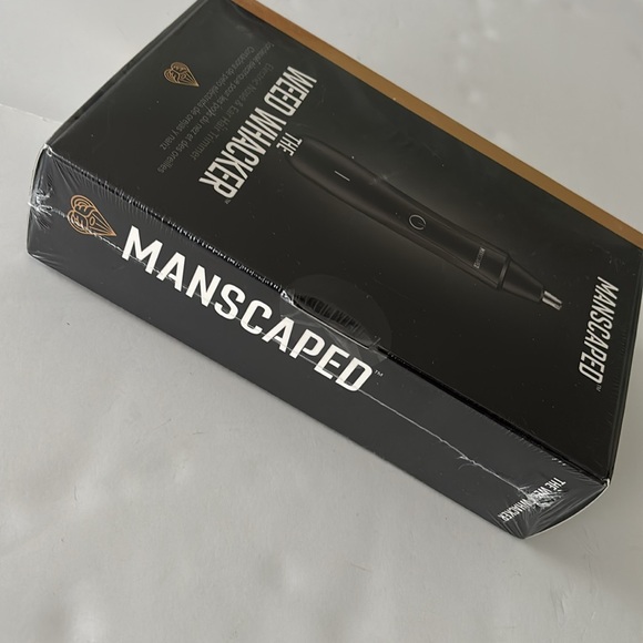 Manscaped The Weed Whacker Electric Nose & Ear Trimmer - Picture 4 of 13